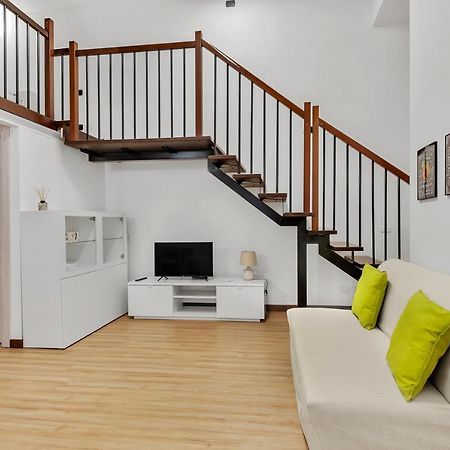 Appartamento Loft Margarita Milano Esterno foto